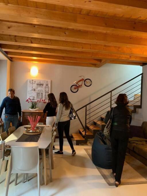 ***Penthouse 4 Min To Arena Inside Fortress Wall ! Verona Luaran gambar