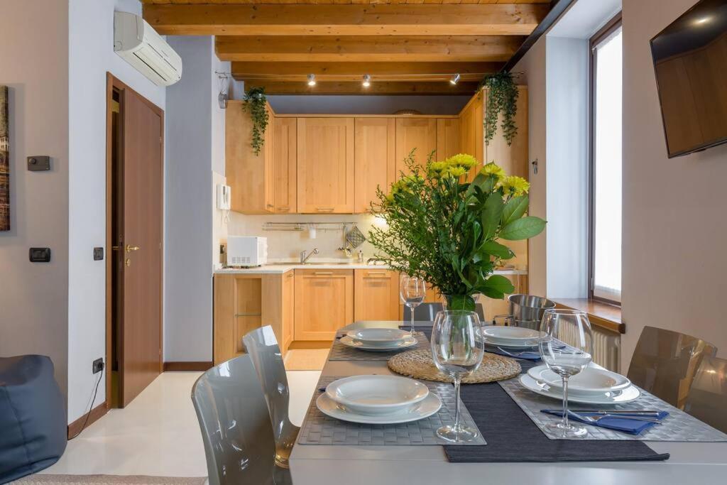 ***Penthouse 4 Min To Arena Inside Fortress Wall ! Verona Luaran gambar