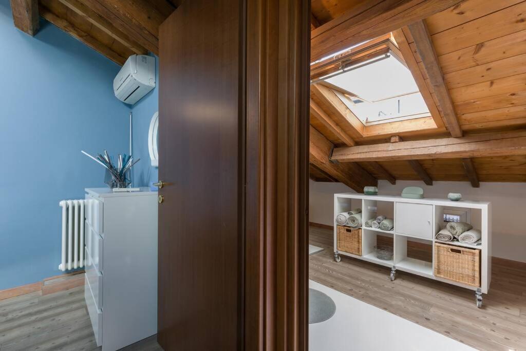 ***Penthouse 4 Min To Arena Inside Fortress Wall ! Verona Luaran gambar