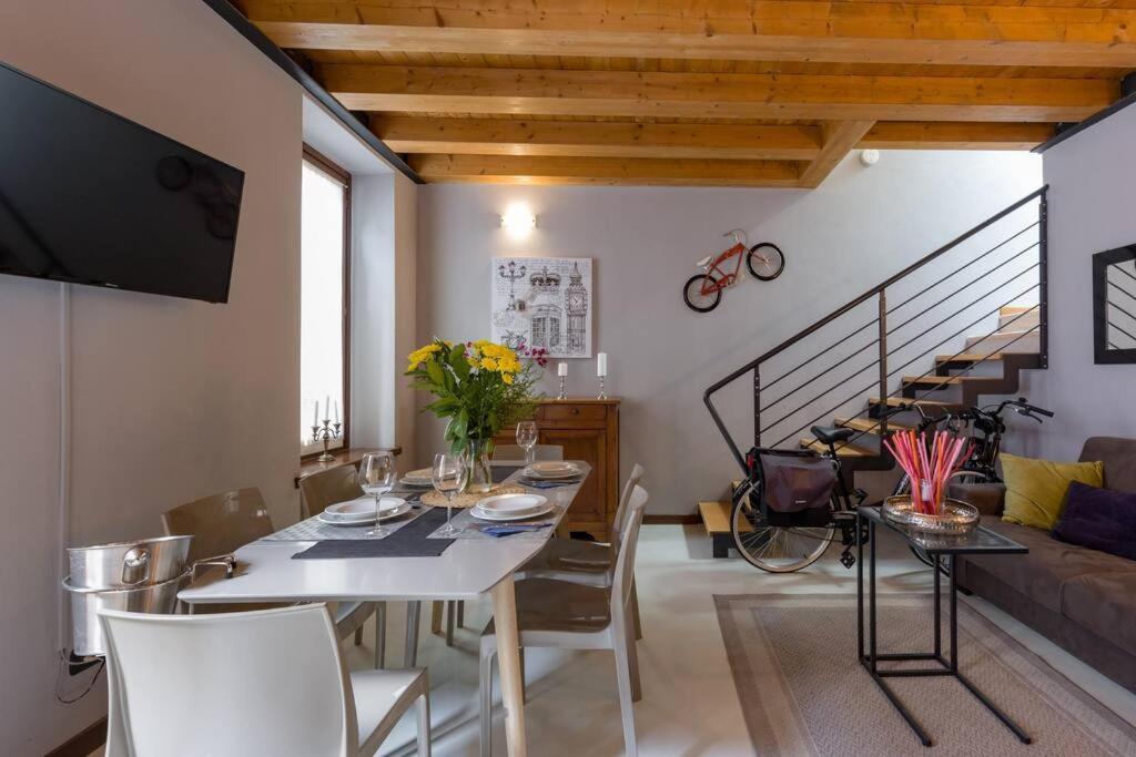 ***Penthouse 4 Min To Arena Inside Fortress Wall ! Verona Luaran gambar